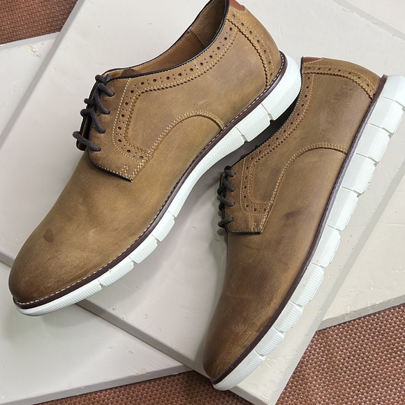 Johnston & Murphy Brown Leather Casual Shoes - Picture 3 of 8